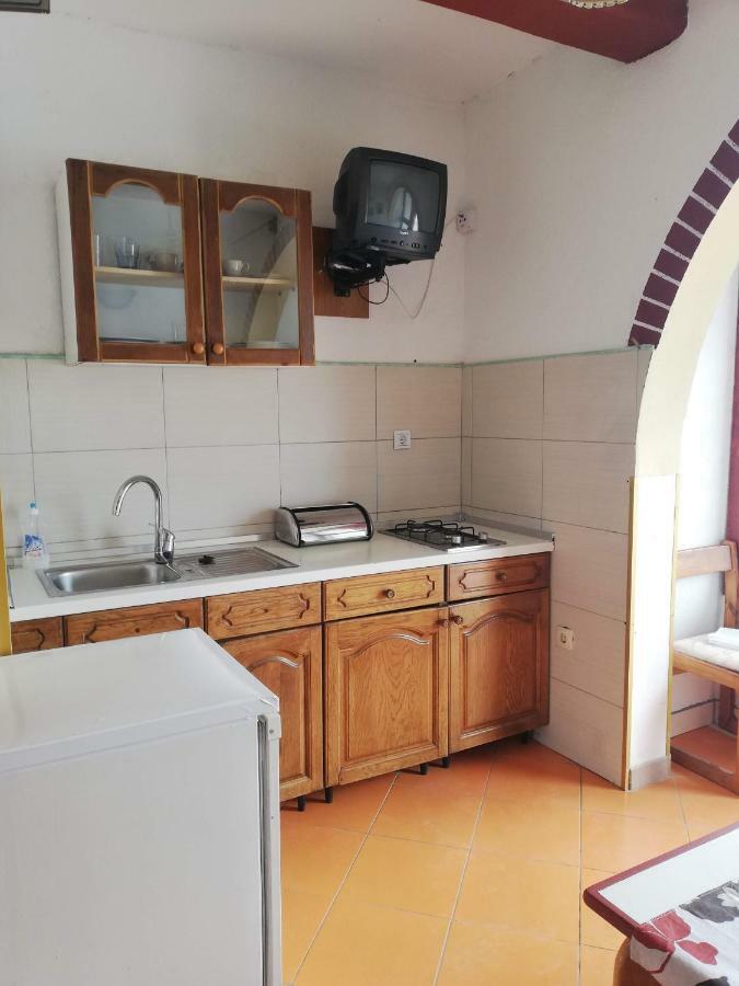 Apartmani Ankora Brist Zewnętrze zdjęcie